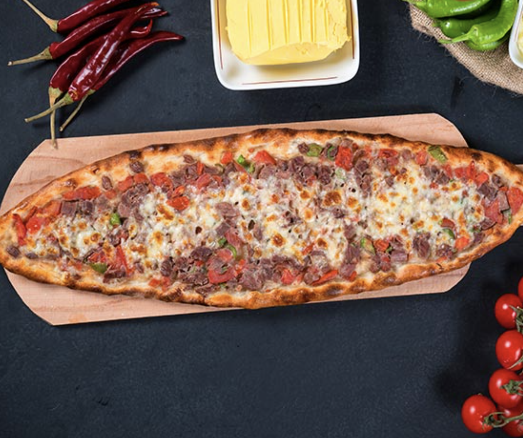 Kuşbaşılı Kaşarlı Mantarlı Pide Menü
